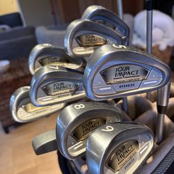 Nice Set of Ladies Golf Clubs with Graphite Shafts