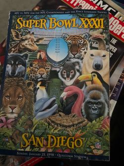 49’Fans game day mags and Super Bowl books and DvDs of Super Bowl games and vintage news papers