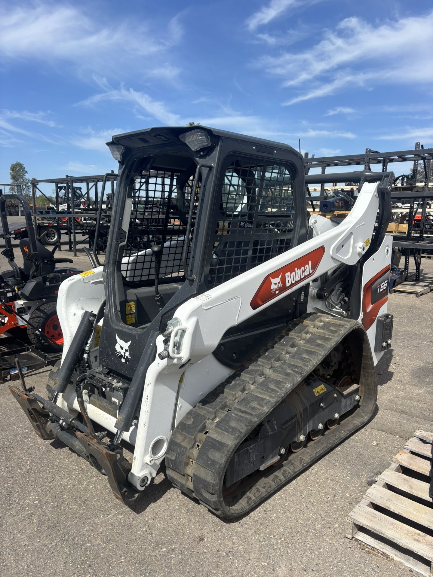 π₯ Used 2024 Bobcat T66 Compact Track Loader β Only 210 Hours β Warranty Until Aug 2029 π₯