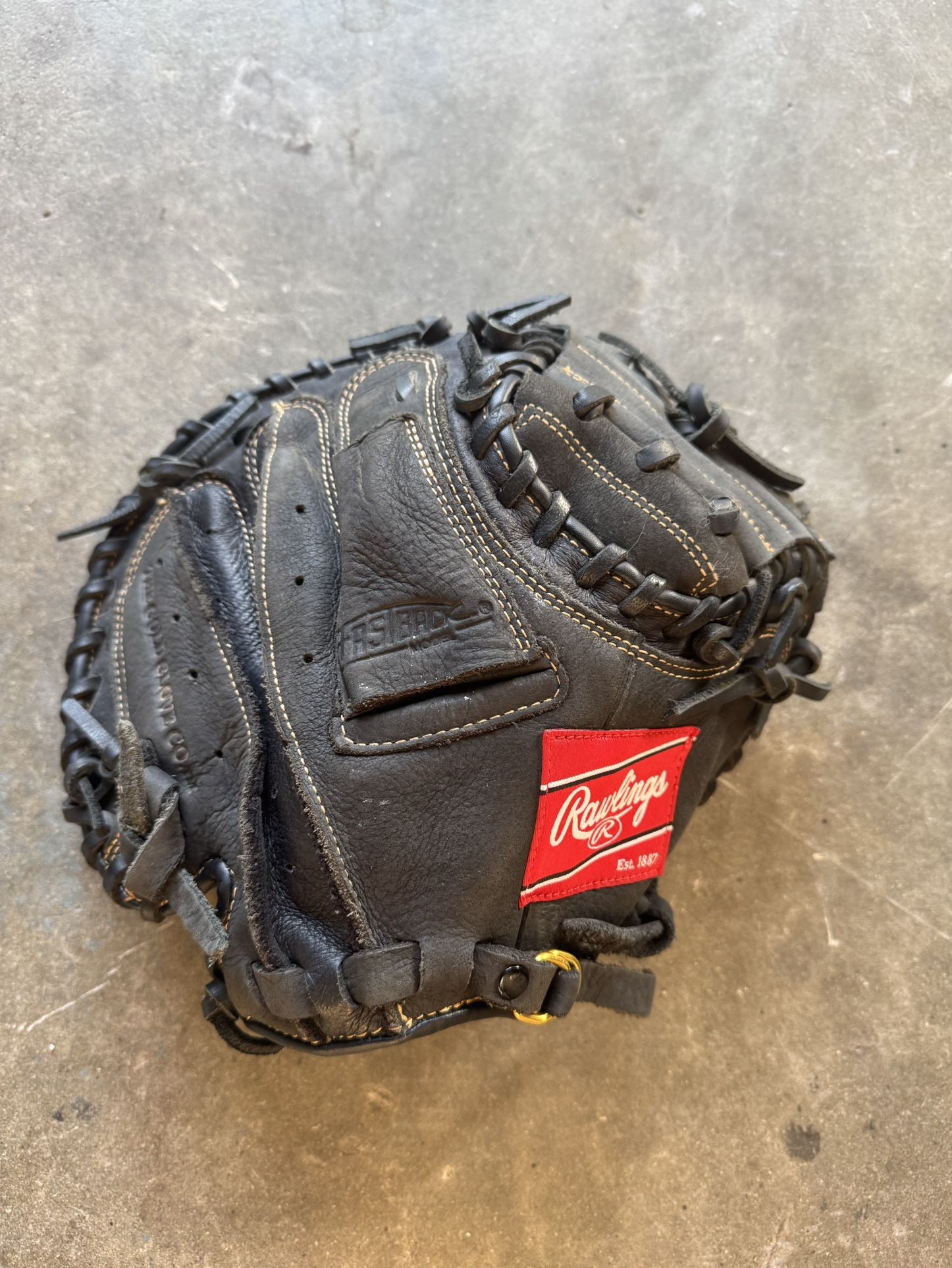Rawlings Renegade Catcher’s Mitt