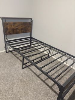Twin size bed with mattress
