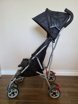 Kolcraft Cloud Umbrella Stroller for Sale in Boerne, TX - OfferUp