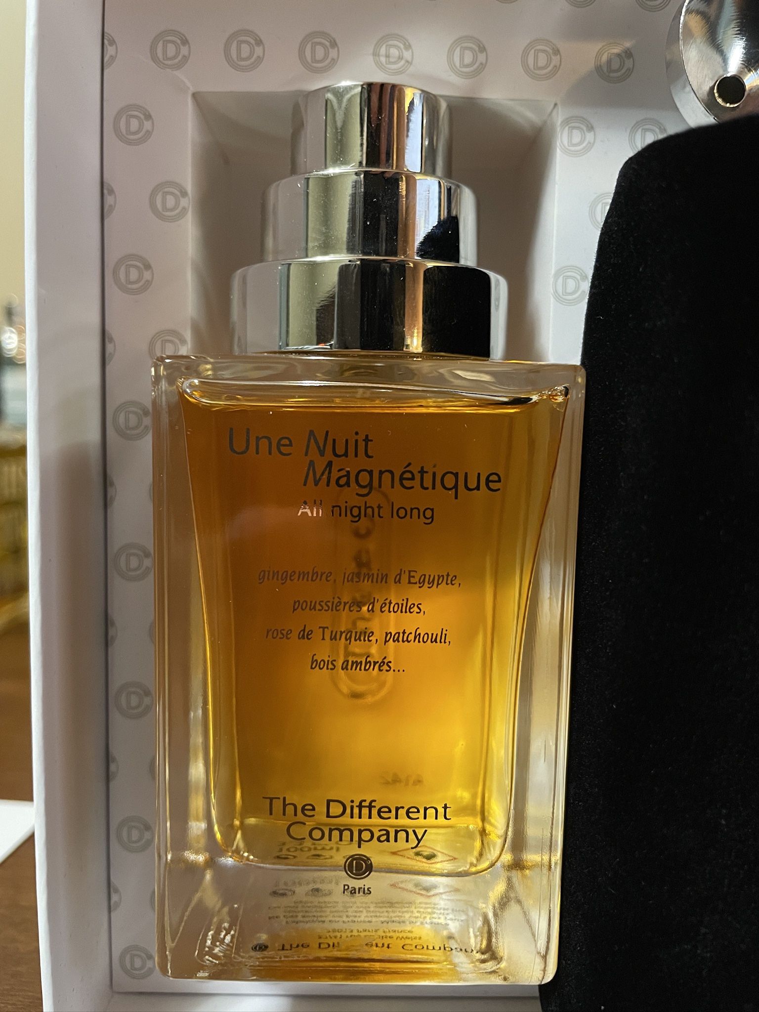 Different Company une Nuit Magnetique Fragrance Perfume Cologne