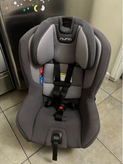 Nuna Rava car seat