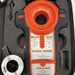 Black & Decker BDL100S Bullseye Laser Level & Stud Finder With Case
