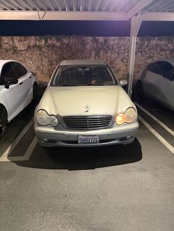 2004 Mercedes Benz C240