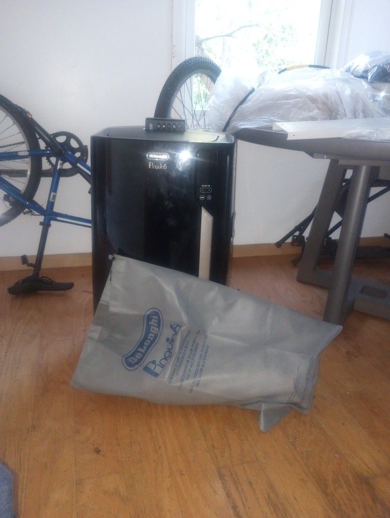 Delonghi Penguino Portable Air Conditioner