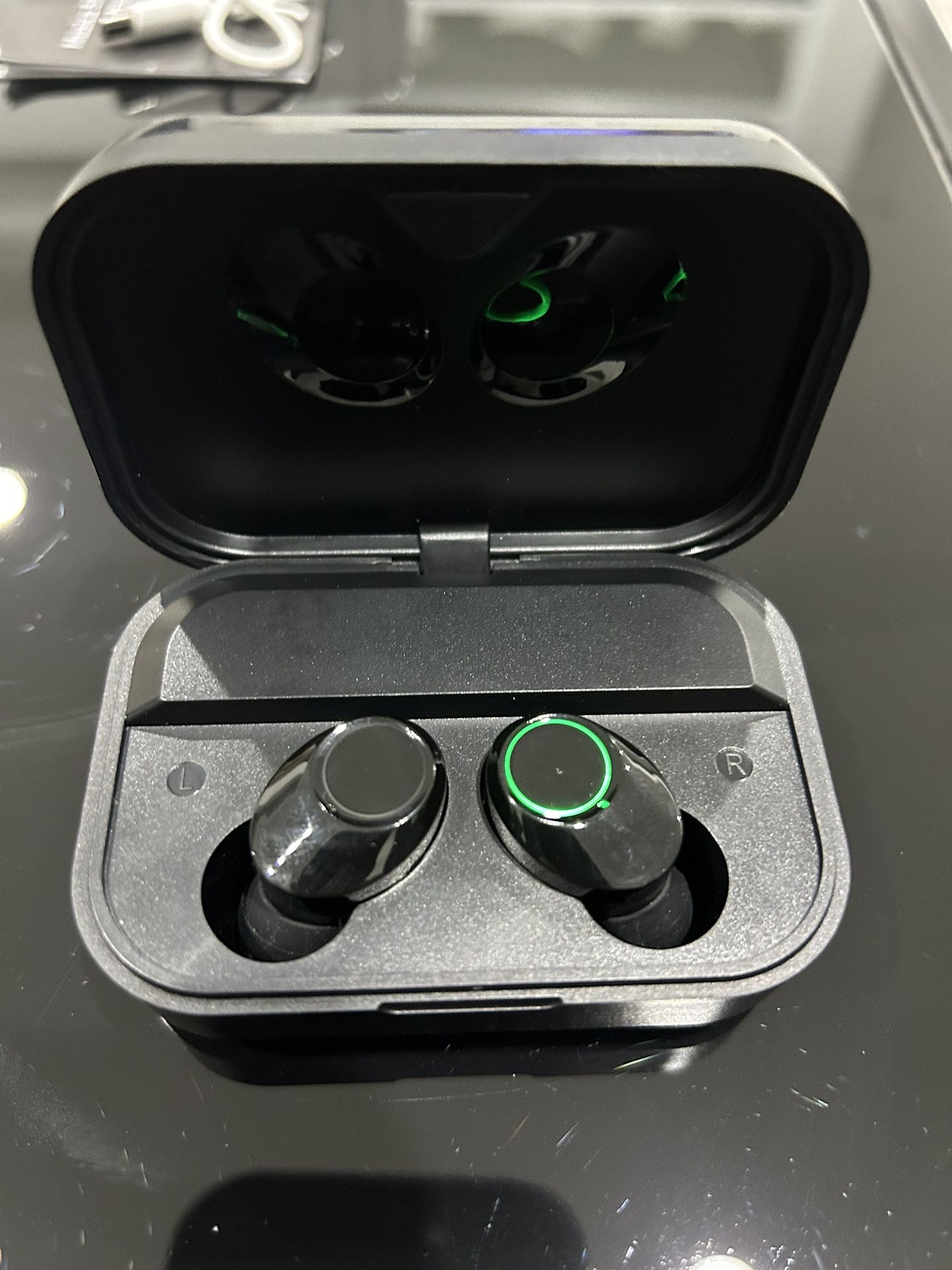 wireless earbuds