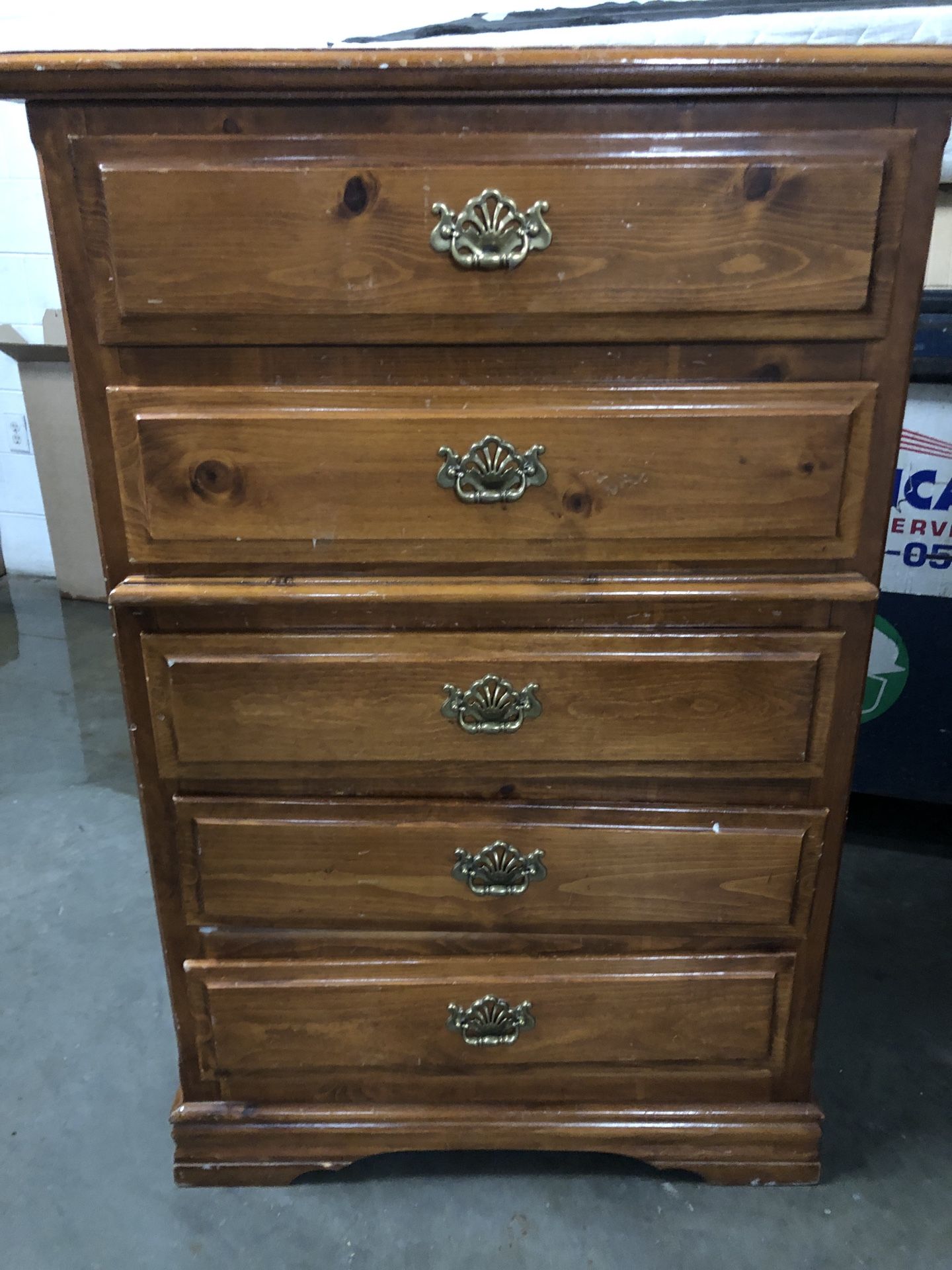 Antique English Kindel Furniture Mahogany 5 Drawer Highboy Dresser