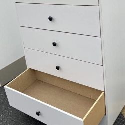 5 Drawer White Color (( 