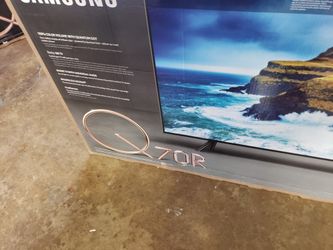 TV Samsung 49", Q70R, 4k, Dynamic Cristal Color, Bixby, HDR, Excellent