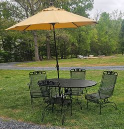 7 pc Vintage Russell Woodard Chantilly Rose outdoor wrought iron patio set 4 chairs + oval table