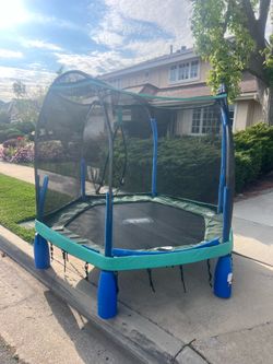 FREE kids trampoline!!!