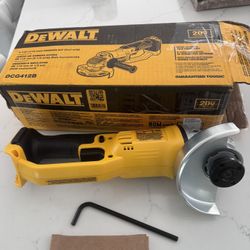 DEWALT 20V Cordless 4.5 in. - 5 in. Angle Grinder (Tool Only) BRAND NEW 