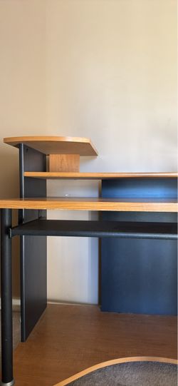 Solid desk