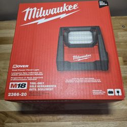 NEW Milwaukee M18 GEN-2 18-Volt Cordless 4000 Lumens ROVER LED AC/DC Flood Light (Tool-Only)