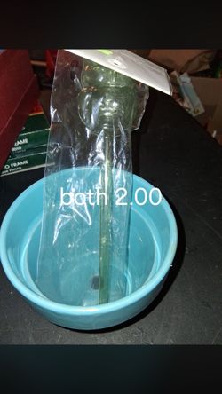Flower pot with waterer
