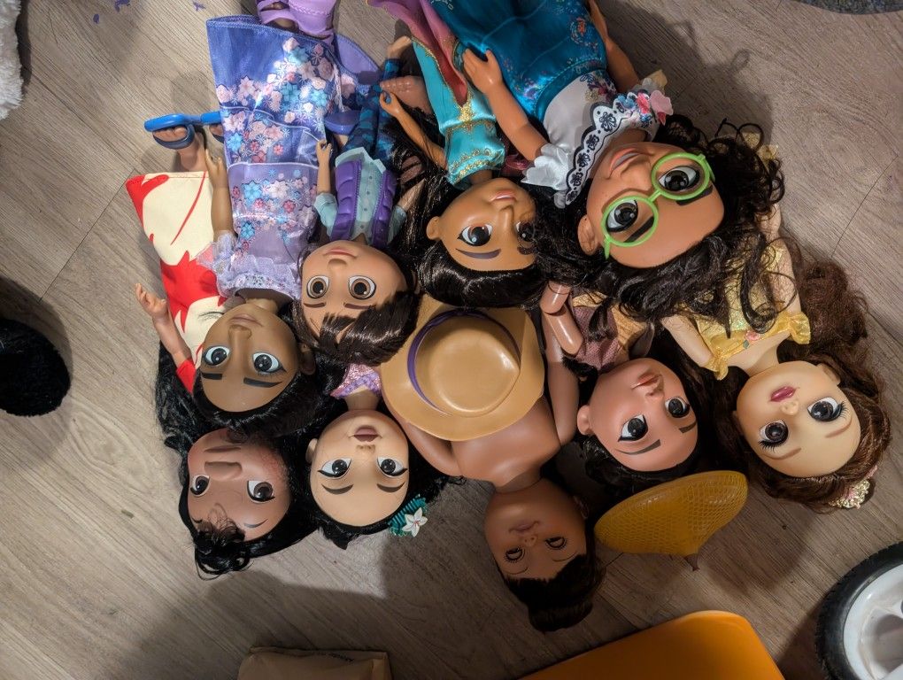 14/ 18 / 12 Inch Doll Lot.