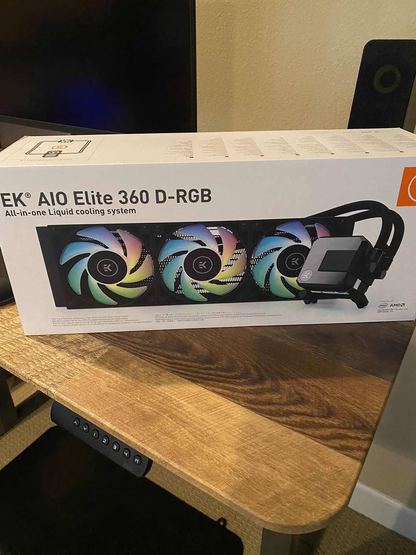 EK-AIO Elite 360 D-RGB includes LGA 1700 Kit