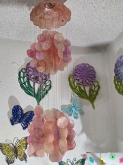 VINTAGE CAPIZ SHELL WIND CHIME