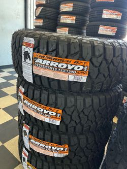 📲Lt275/65/18 vendo set de llantas nuevas arroyo RT
