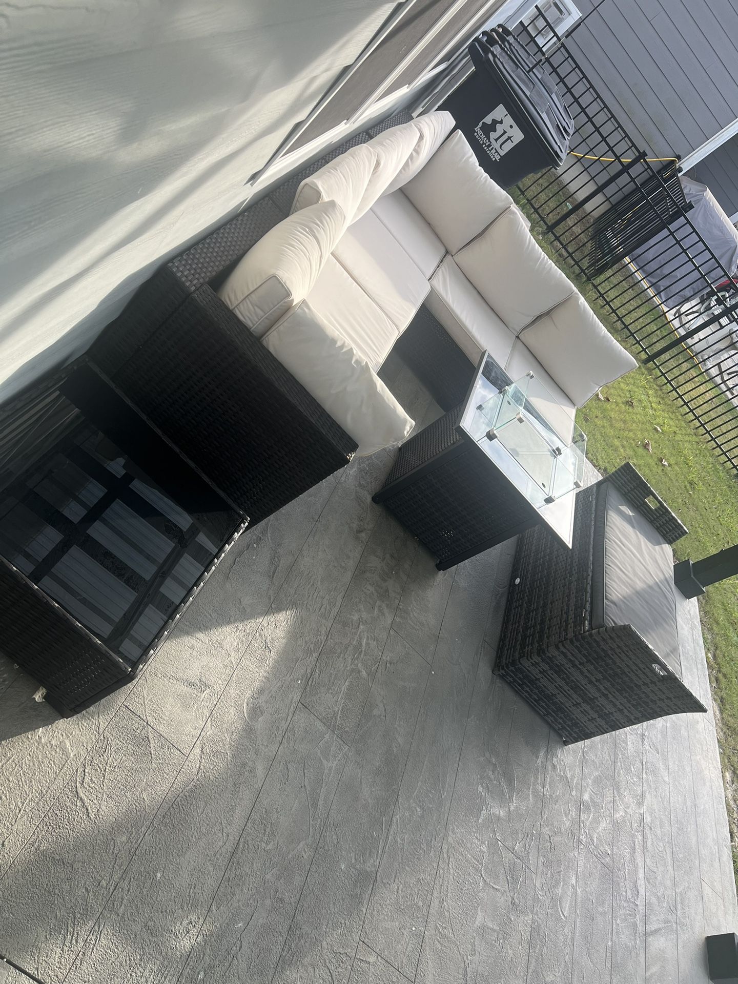 Pation Furniture Set