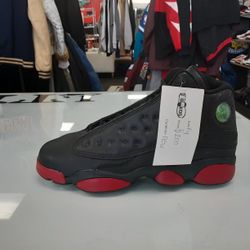 Air Jordan 13 Bred