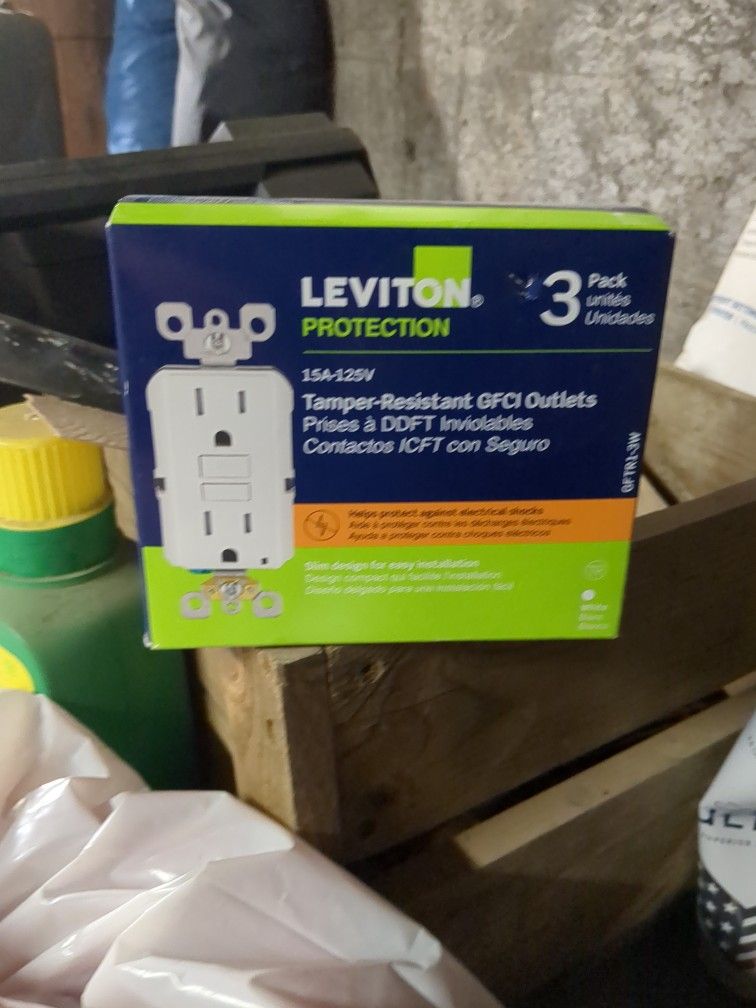 Three Pack GFI Outlets