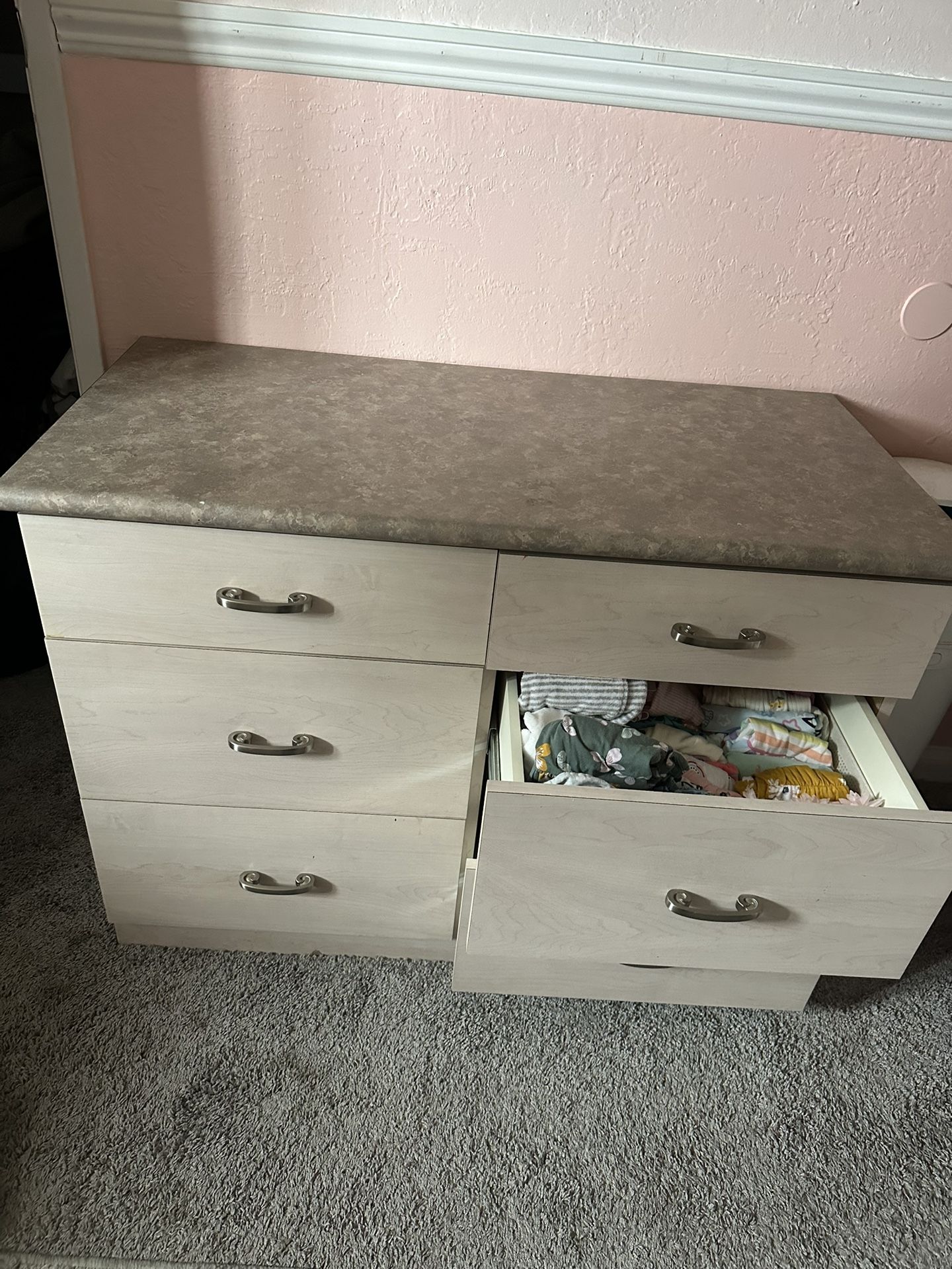 Dresser Set