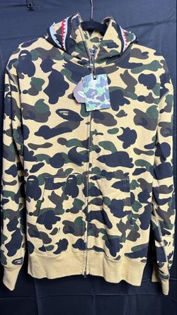 BAPE Zip Up Hoodie Size XL