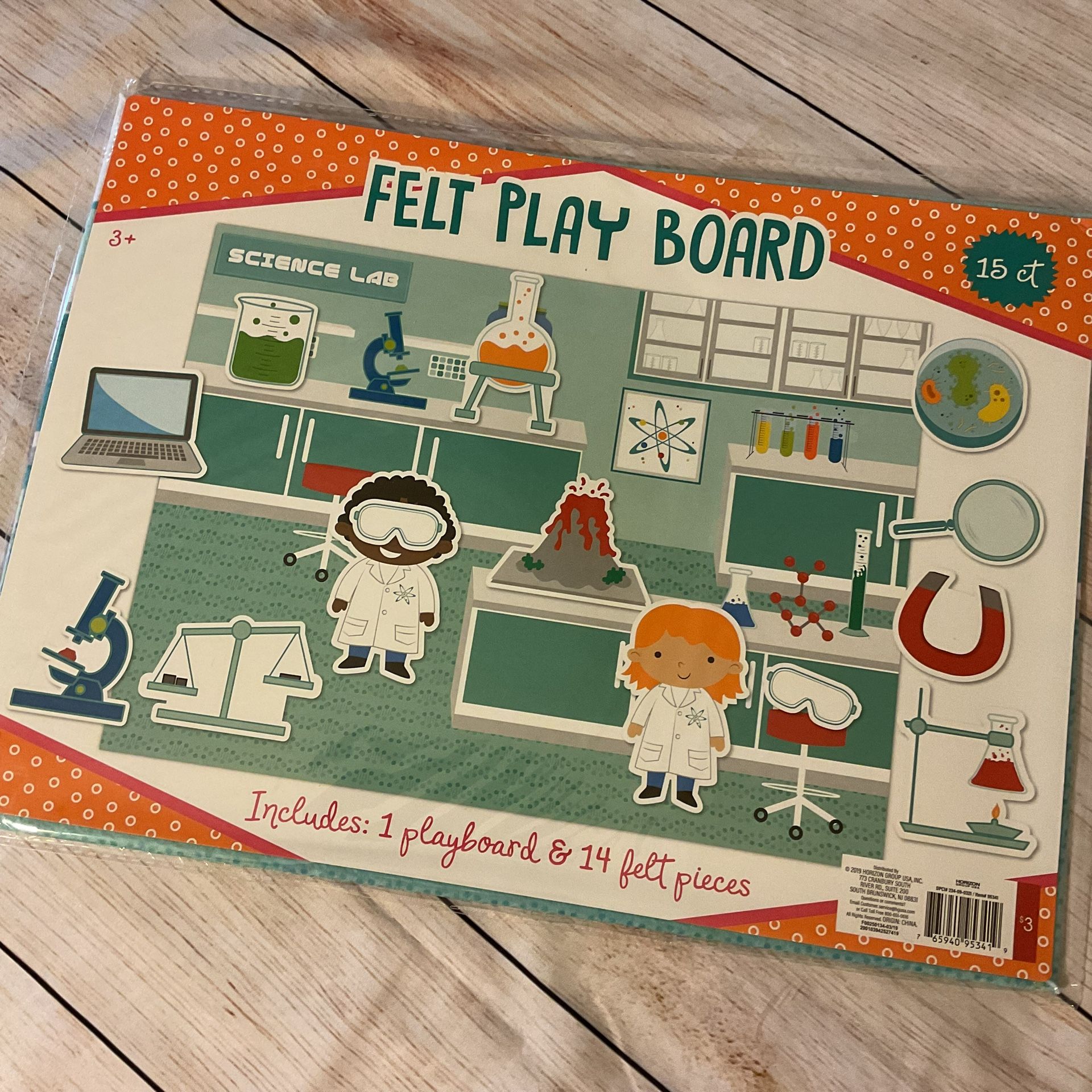Felt Play Board - 15 Pc Set NEW - Imagination Lab