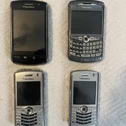 Vintage BlackBerry lot for parts/collectors