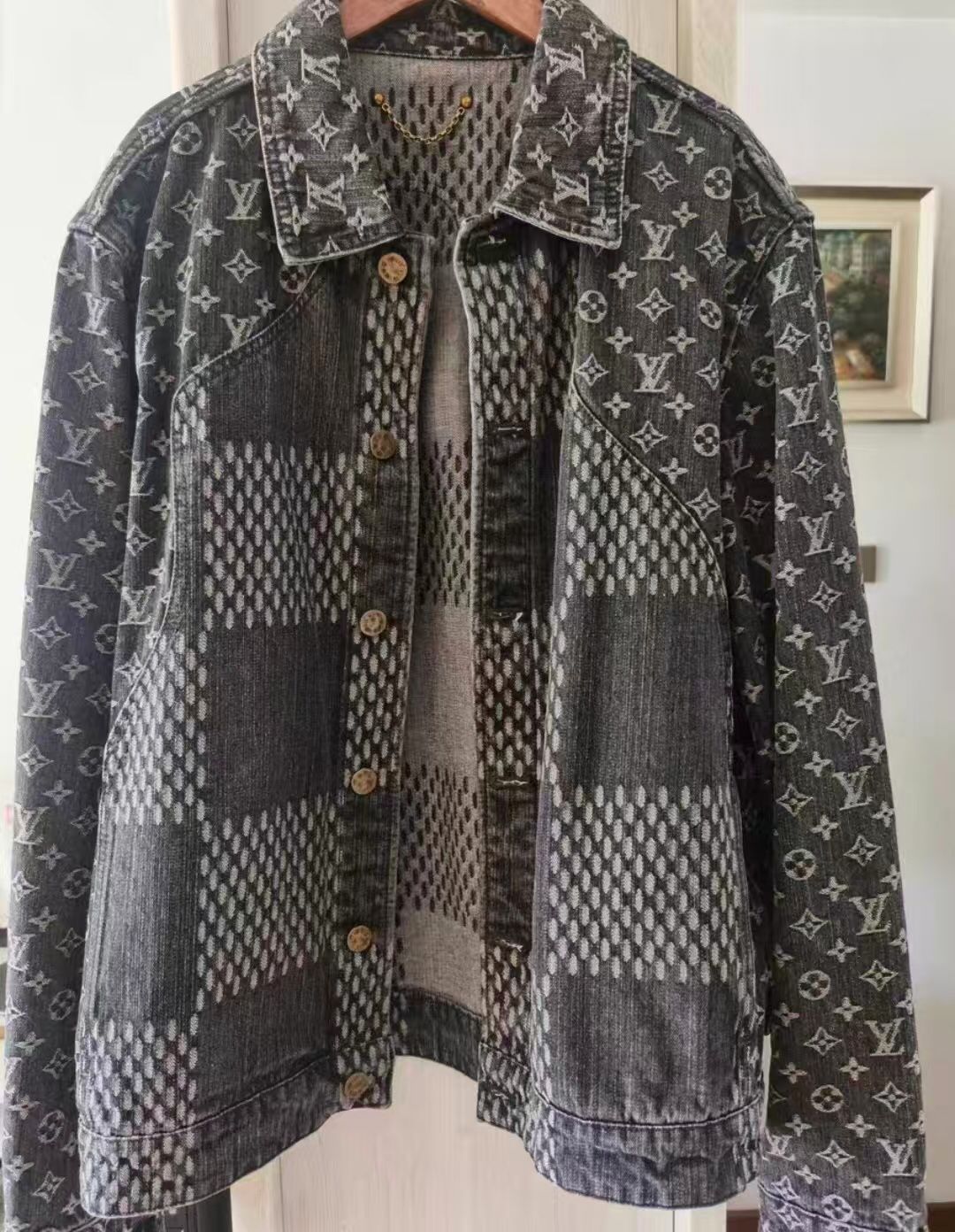Louis V uitton Men's Monogram Patchwork Collared Casual Denim Jacket (Bestseller) | Premium Denim Fabric | Logo Design | Flattering Fit | Stylish & Sh