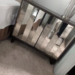 ✨ Elegant Mirrored Accent Cabinet ✨
