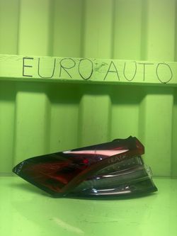 2020 2021 2022 2023 2024 Maserati Levante Left Driver Outer Tail Light OEM