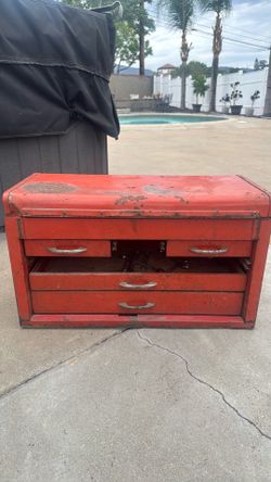 Free antique tool box