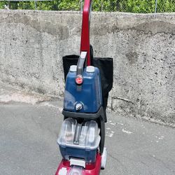 Hoover Carpet Cleaner w/Attachments