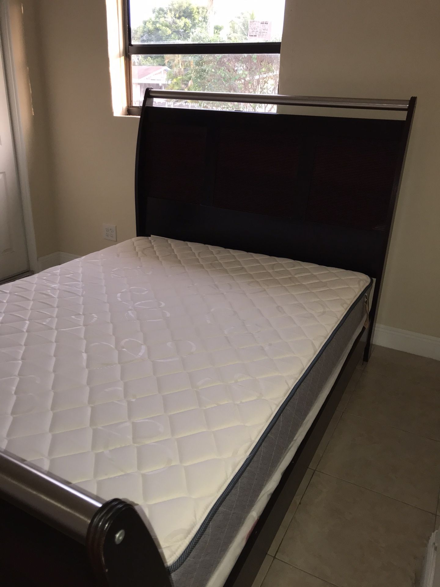 Queen bed with box spring & mattress Must Go