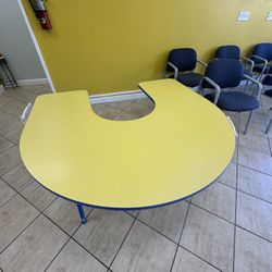 Kids Table