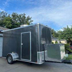 Grooming trailer 6’ x 12’