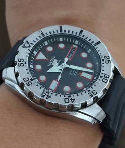 Seiko 5 Sports Automatic Diver Watch
