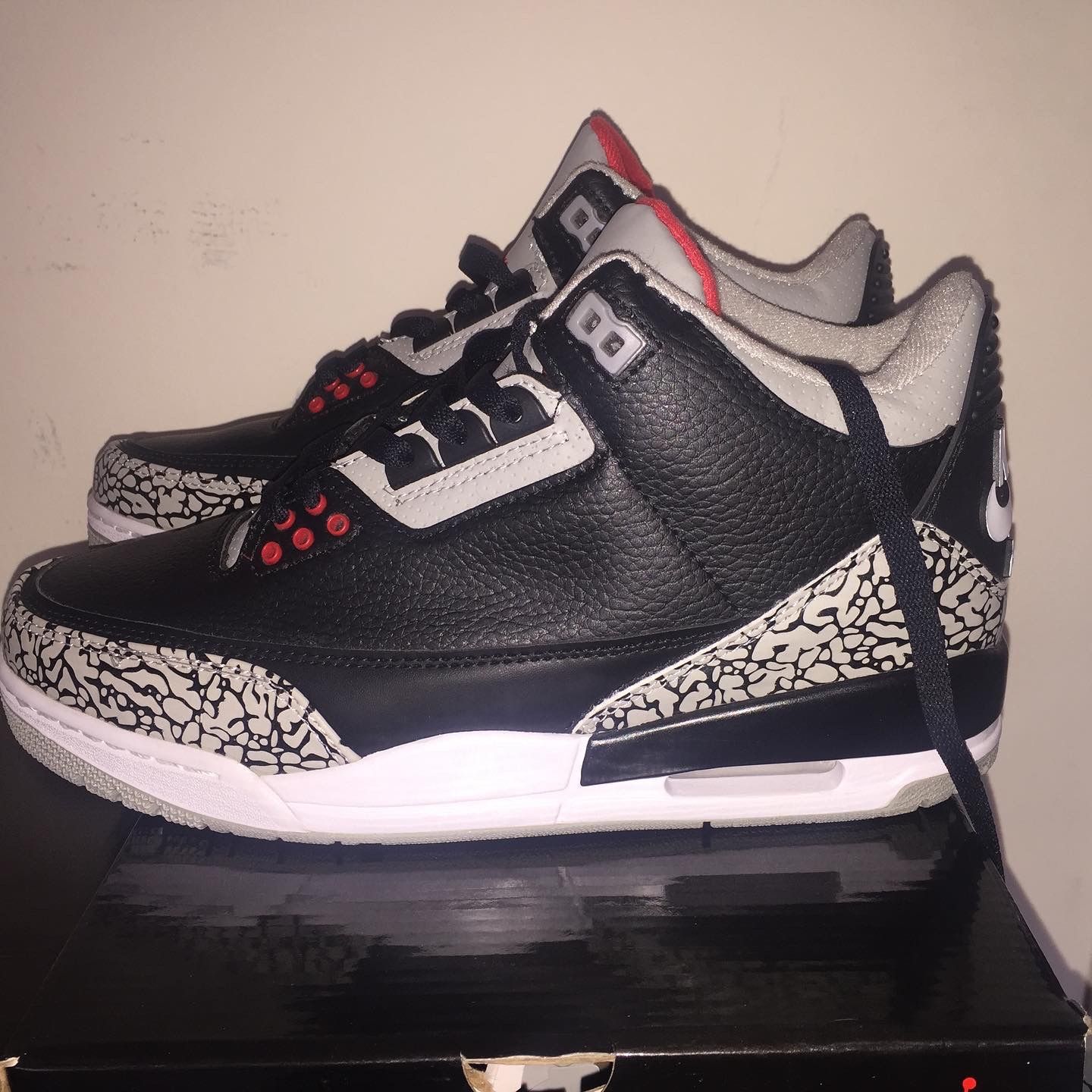 Air Jordan 3 Black Cement 
