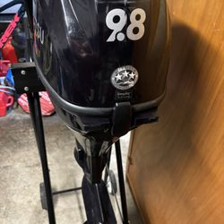 Tohatsu Outboard 9.8 Hp