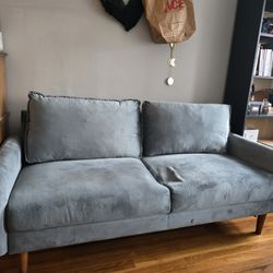 Couch (Loveseat)