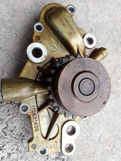 Dodge Charger 2.7 liter V6 waterpump