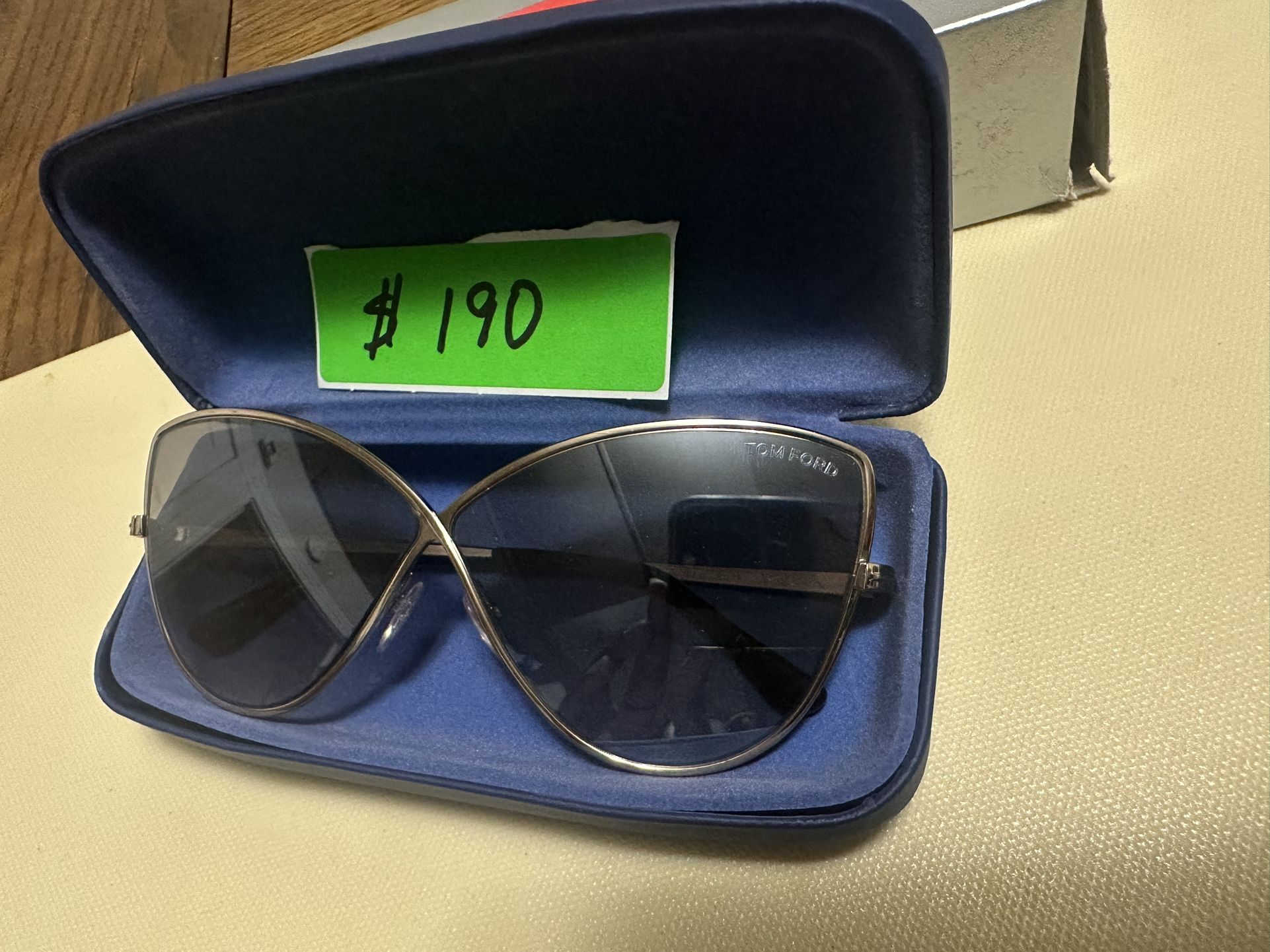 Tom Ford TF569