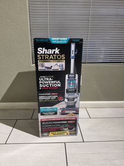 Shark Stratos DuoClean PowerFin HairPro Odor Neutralizer Bagless Pet Upright Vacuum Cleaner