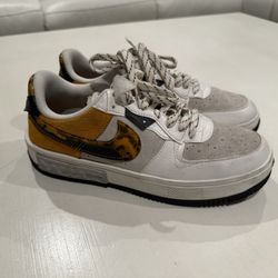 Nike Air Force Women’s - Size 10