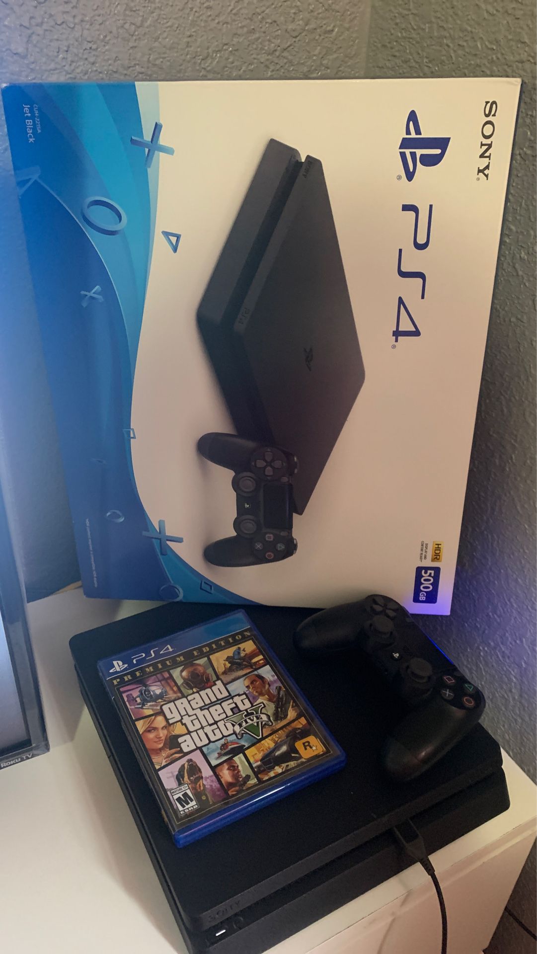 Ps4 slim 🥶🥶 500gb perfect condition with gta5 😍 come with all cables 280$$