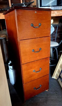 BEAUTIFUL DRAWER FOR ANY USE 